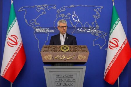 بقایی: ایران و جمهوری آذربایجان مصمم به تقویت روابط هستند بقایی: ایران و جمهوری آذربایجان مصمم به تقویت روابط هستند