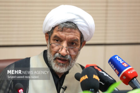 تلاشها در حوزه فقه بدون ترسیم «جغرافیای مواجهه فرهنگی» ناقص است تلاشها در حوزه فقه بدون ترسیم «جغرافیای مواجهه فرهنگی» ناقص است