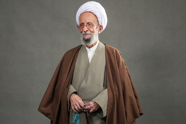 تنها کسی که پس از امام، فریب مجاهدین خلق را نخورد آیت الله مصباح بود تنها کسی که پس از امام، فریب مجاهدین خلق را نخورد آیت الله مصباح بود