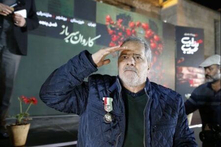 حاج قاسم سلیمانی نماد واقعی «سرباز ایران» بود حاج قاسم سلیمانی نماد واقعی «سرباز ایران» بود