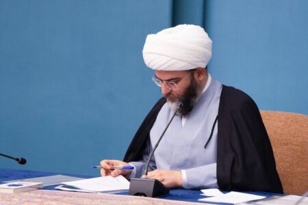 حجتالاسلام قمی: این شرایط اقتصادی در شأن مردم عزیز ما نیست حجتالاسلام قمی: این شرایط اقتصادی در شأن مردم عزیز ما نیست