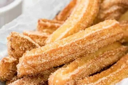 طرز تهیه چوروس، دسری کلاسیک و بسیار محبوب طرز تهیه چوروس، دسری کلاسیک و بسیار محبوب