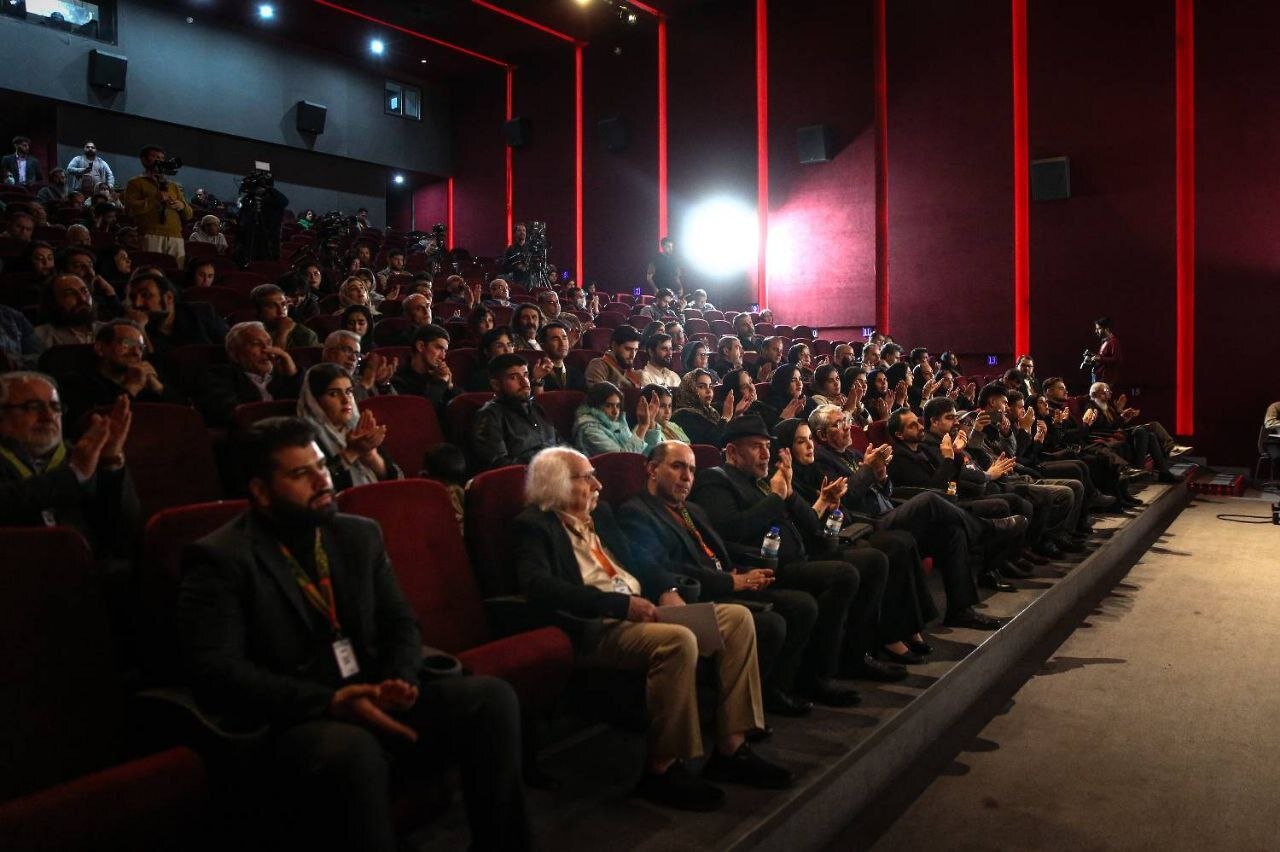 نوزدهمین دوره جشنواره سینماحقیقت افتتاح شد/ گردهمایی به وسعت ایران بزرگ نوزدهمین دوره جشنواره سینماحقیقت افتتاح شد/ گردهمایی به وسعت ایران بزرگ