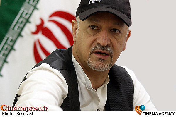 یکی از عادتهای بد ما این است که «قهرمانانمان» را مناسبتی میبینیم/ هرگاه دیدگاه «مدیران فرهنگی و هنری» با «هنرمندان» یکی شده «قهرمانسازی» در عرصه «تولیدات رسانهای» موفق بوده یکی از عادتهای بد ما این است که «قهرمانانمان» را مناسبتی میبینیم/ هرگاه دیدگاه «مدیران فرهنگی و هنری» با «هنرمندان» یکی شده «قهرمانسازی» در عرصه «تولیدات رسانهای» موفق بوده