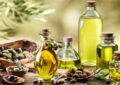 ۳ ترفند ساده برای تشخیص روغن زیتون اصل/ روغن زیتون اصل چه رنگی است ؟ ۳ ترفند ساده برای تشخیص روغن زیتون اصل/ روغن زیتون اصل چه رنگی است ؟