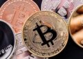 اتفاق عجیب بازار کریپتو! / اشتباه صرافی کرهای، قیمت بیت کوین را در یک لحظه سقوط داد اتفاق عجیب بازار کریپتو! / اشتباه صرافی کرهای، قیمت بیت کوین را در یک لحظه سقوط داد