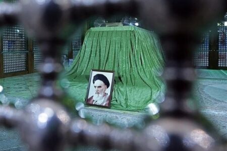 تجدید میثاق مسئولان قوه قضائیه با آرمانهای امام خمینی (ره) تجدید میثاق مسئولان قوه قضائیه با آرمانهای امام خمینی (ره)