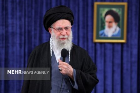 رهبر انقلاب: ملّت ایران، دشمن را مأیوس کنید رهبر انقلاب: ملّت ایران، دشمن را مأیوس کنید