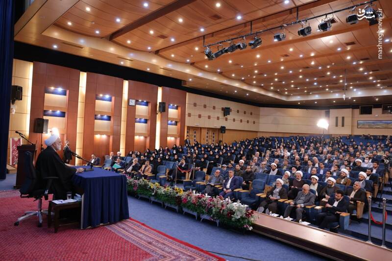 حضور در جمع کارکنان دستگاه قضایی استان حضور در جمع کارکنان دستگاه قضایی استان