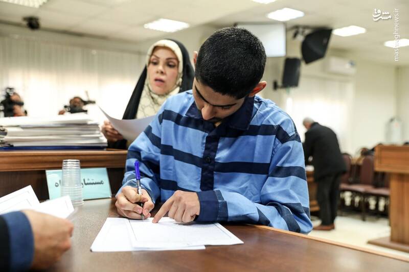 عکس/ جلسه رسیدگی به پرونده متهمان حریق مسجد سیدالشهدا(ع) پاکدشت عکس/ جلسه رسیدگی به پرونده متهمان حریق مسجد سیدالشهدا(ع) پاکدشت