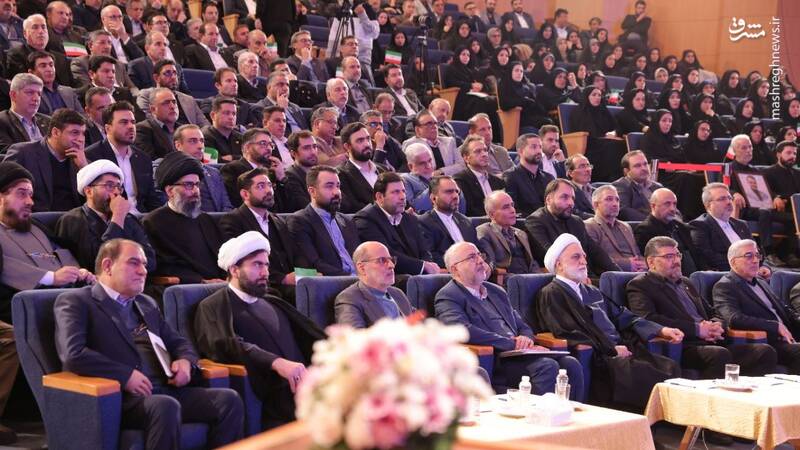 عکس/ حضور رئیس عدلیه در همایش سالانه مرکز وکلا و کارشناسان قوه قضائیه عکس/ حضور رئیس عدلیه در همایش سالانه مرکز وکلا و کارشناسان قوه قضائیه