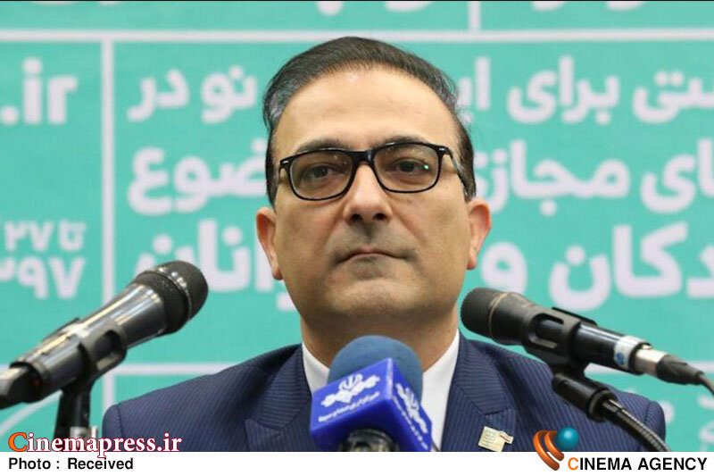 «فرهنگ عمومی» دچار ضعف جدی است/ آنچه امروز «دولتمردان» ما به نام «فرهنگ» مطرح میکنند ناشی از «ژست فرهنگی»، تبلیغات و نوعی خودشیفتگی است «فرهنگ عمومی» دچار ضعف جدی است/ آنچه امروز «دولتمردان» ما به نام «فرهنگ» مطرح میکنند ناشی از «ژست فرهنگی»، تبلیغات و نوعی خودشیفتگی است