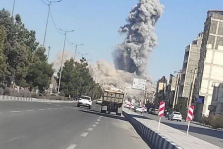 اصابت موشکهای اسرائیل به بیمارستان طالقانی ارومیه اصابت موشکهای اسرائیل به بیمارستان طالقانی ارومیه