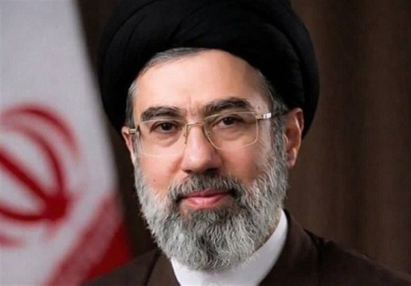 اعلام بیعت 6500نفر از علمای بلاد واساتید حوزه‌های علمیه با رهبر انقلاب