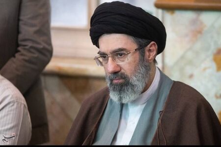 بیعت دادگستری استان تهران با آیتالله سید مجتبی خامنهای بیعت دادگستری استان تهران با آیتالله سید مجتبی خامنهای