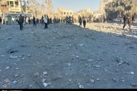 حمله موشکی جنایتکاران آمریکایی-صهیونی به دفتر مجلس خبرگان در قم حمله موشکی جنایتکاران آمریکایی-صهیونی به دفتر مجلس خبرگان در قم