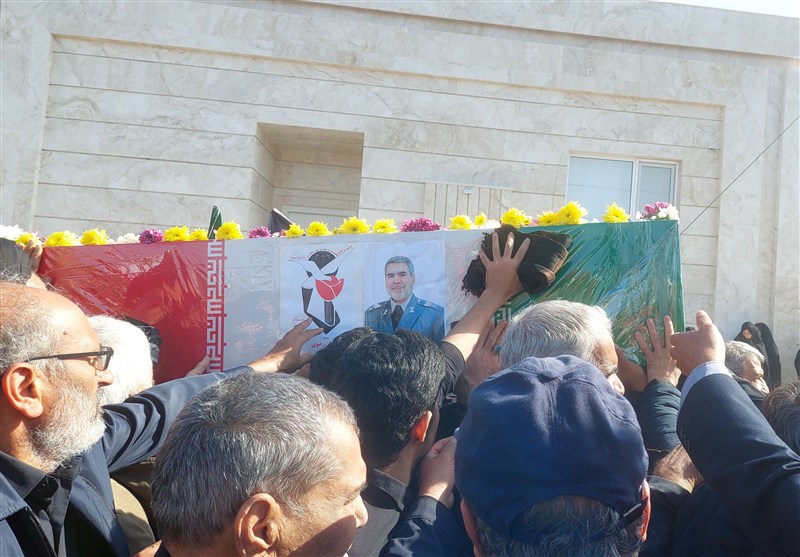 شهید امیر سرتیپ محمدباقر کاظمیمقدم در گناباد تشییع شد+تصاویر اخبار گناباد , شهادت , ارتش , خراسان رضوی , اخبار استان خراسان رضوی , جنگ آمریکا و رژیم صهیونیستی علیه ایران , انقلاب اسلامی ,