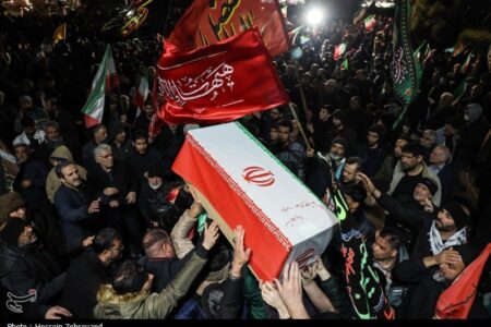 گیلان در سوگ 24 شهید جنگ تحمیلی آمریکاییـصهیونی گیلان در سوگ 24 شهید جنگ تحمیلی آمریکاییـصهیونی