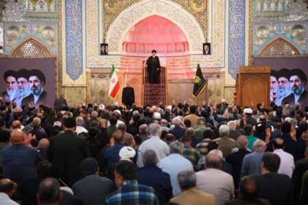 آیتالله علمالهدی: با سلاحهای مرگبارتر دشمن را نابود خواهیم کرد آیتالله علمالهدی: با سلاحهای مرگبارتر دشمن را نابود خواهیم کرد