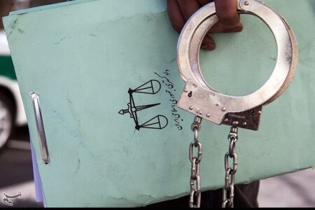 بازداشت عاملان جمعآوری تصاویر از مراکز نظامی در لرستان بازداشت عاملان جمعآوری تصاویر از مراکز نظامی در لرستان