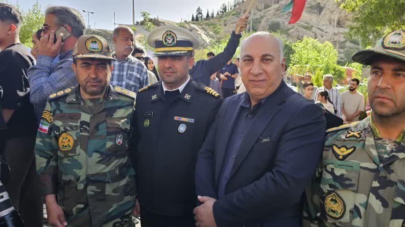 بازگشت 9 تن از دریادلان ناوچه دنا به شیراز + تصاویر اخبار شیراز , اخبار استان فارس ,