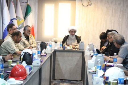 تاکید امام جمعه بوشهر بر استفاده از فناوری های نوین در حوزه آب تاکید امام جمعه بوشهر بر استفاده از فناوری های نوین در حوزه آب