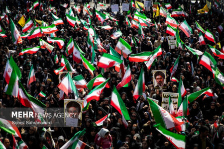 تجدید بیعت با آرمانهای انقلاب/لزوم بهرهگیری از توانمندی مدیریتی زنان تجدید بیعت با آرمانهای انقلاب/لزوم بهرهگیری از توانمندی مدیریتی زنان