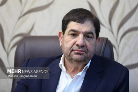 ترامپ درمقابل ۹۰میلیون ایرانیِ انقلابی چارهای جز دمیدن بر تفرقه ندارد ترامپ درمقابل ۹۰میلیون ایرانیِ انقلابی چارهای جز دمیدن بر تفرقه ندارد