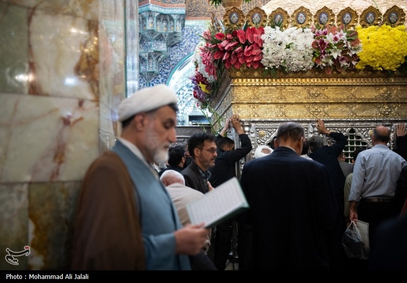 خطبهخوانی و آغاز دهه کرامت از حرم حضرت معصومه(س)+ عکس حضرت معصومه (س) , اخبار استان قم , دهه کرامت ,