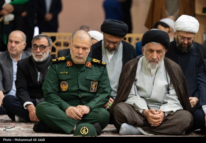 خطبهخوانی و آغاز دهه کرامت از حرم حضرت معصومه(س)+ عکس حضرت معصومه (س) , اخبار استان قم , دهه کرامت ,