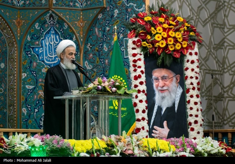 خطبهخوانی و آغاز دهه کرامت از حرم حضرت معصومه(س)+ عکس حضرت معصومه (س) , اخبار استان قم , دهه کرامت ,