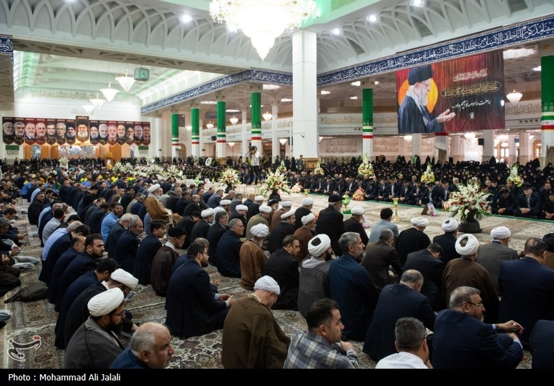 خطبهخوانی و آغاز دهه کرامت از حرم حضرت معصومه(س)+ عکس حضرت معصومه (س) , اخبار استان قم , دهه کرامت ,