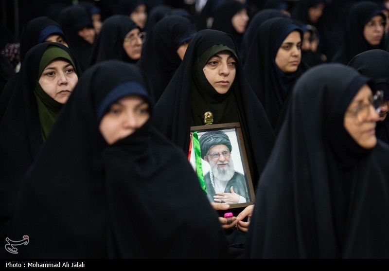 خطبهخوانی و آغاز دهه کرامت از حرم حضرت معصومه(س)+ عکس حضرت معصومه (س) , اخبار استان قم , دهه کرامت ,