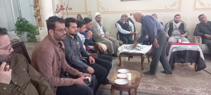 دیدار با خانواده شهیده سلامت «انیسه السادات امیدعلی» در بروجرد دیدار با خانواده شهیده سلامت «انیسه السادات امیدعلی» در بروجرد