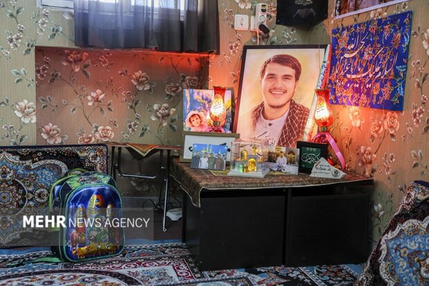 دیدار رئیس سازمان تبلیغات اسلامی با خانواده شهید احسان جنگروی دیدار رئیس سازمان تبلیغات اسلامی با خانواده شهید احسان جنگروی