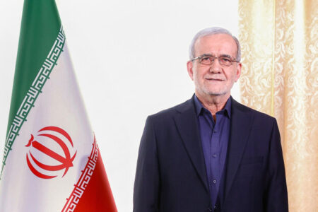 سعدی با پایبندی به فرهنگ ایرانی-اسلامی در پی احیای جامعهای انسانی بود سعدی با پایبندی به فرهنگ ایرانی-اسلامی در پی احیای جامعهای انسانی بود