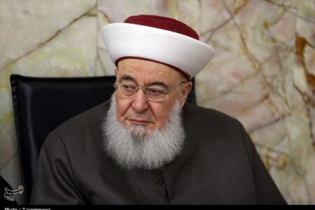 شیخ غازی: همانگونه که شهید خامنهای فرمودند در قدس نماز خواهیم خواند شیخ غازی: همانگونه که شهید خامنهای فرمودند در قدس نماز خواهیم خواند