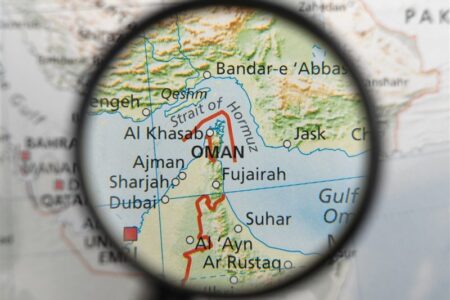 طرح دو فوریتی ثبت «روز ملی تنگه هرمز» در مجلس کلید خورد طرح دو فوریتی ثبت «روز ملی تنگه هرمز» در مجلس کلید خورد