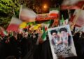 طنین نوای «حیدر حیدر» مردم محلات در بیعت با رهبر انقلاب طنین نوای «حیدر حیدر» مردم محلات در بیعت با رهبر انقلاب