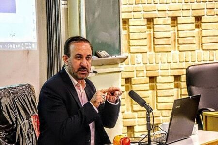 مدیریت در «مِه و غبار» تنگه هرمز با تقسیم تصمیمات به فوری و مُعَلّق مدیریت در «مِه و غبار» تنگه هرمز با تقسیم تصمیمات به فوری و مُعَلّق