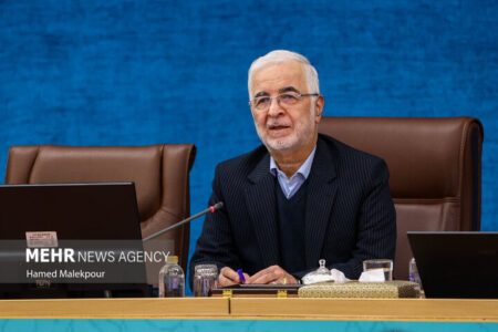 مومنی: سپاه پاسداران ستون اقتدار ایران است مومنی: سپاه پاسداران ستون اقتدار ایران است