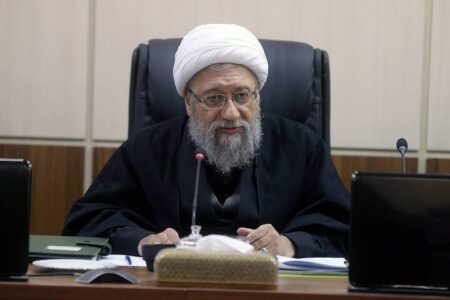 آملی لاریجانی: دشمن در صفآرایی مستقیم به زانو درآمده است آملی لاریجانی: دشمن در صفآرایی مستقیم به زانو درآمده است