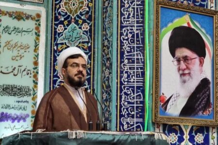 امام جمعه دماوند: کارگران ستون فقرات تولید و اقتصاد کشور هستند امام جمعه دماوند: کارگران ستون فقرات تولید و اقتصاد کشور هستند