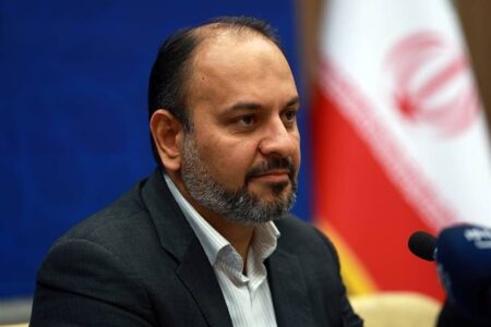 ایران در حال ورود به مرحله جدید از قدرت منطقهای و جهانی است ایران در حال ورود به مرحله جدید از قدرت منطقهای و جهانی است