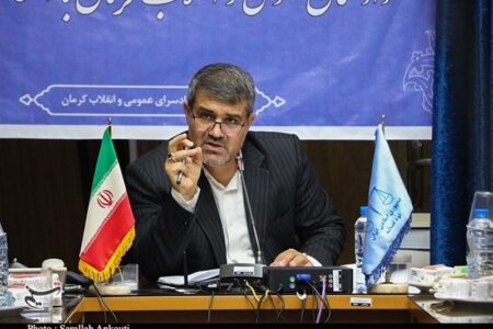 تشکیل 35 پرونده قضایی برای افراد مقیم خارج کشور همکار با دشمن در کرمان تشکیل 35 پرونده قضایی برای افراد مقیم خارج کشور همکار با دشمن در کرمان