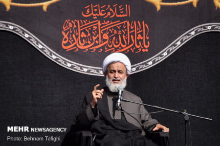 حجتالاسلام پناهیان: حرکت مردمی، اصرار بر عقلانیت در برابر دوقطبیسازی حجتالاسلام پناهیان: حرکت مردمی، اصرار بر عقلانیت در برابر دوقطبیسازی