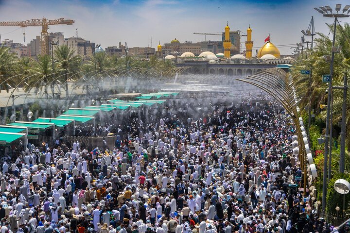 حضور گسترده زائران در کربلای معلی همزمان با روز عرفه و عید قربان حضور گسترده زائران در کربلای معلی همزمان با روز عرفه و عید قربان