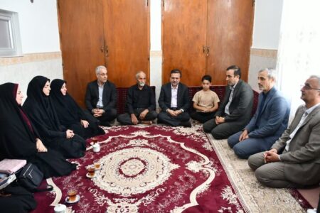 حمیدی: یاد و راه شهدا چراغ هدایت نسلهای آینده است حمیدی: یاد و راه شهدا چراغ هدایت نسلهای آینده است