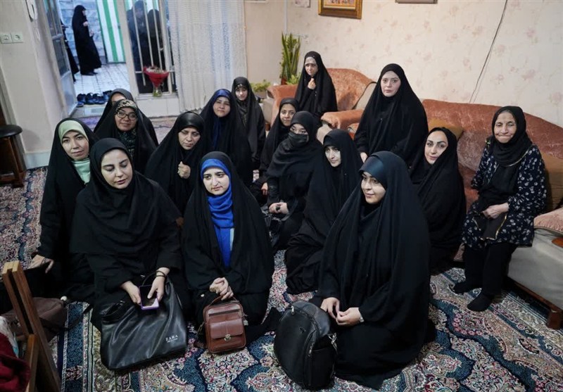 خانهای در امتداد آسمان؛روایتی از دیدار بانوان رسانه بامادر شهیدجمهور سید ابراهیم رئیسی , شهید , حادثه بالگرد رئیس جمهور , رئیس جمهور , مشهد مقدس , اخبار مشهد , خراسان رضوی , اخبار استان خراسان رضوی ,