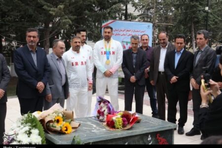 درخشش تاریخی ورزش زنجان در ساحل سانیا؛ «شهدای ناو دنا» سوم آسیا شدند درخشش تاریخی ورزش زنجان در ساحل سانیا؛ «شهدای ناو دنا» سوم آسیا شدند
